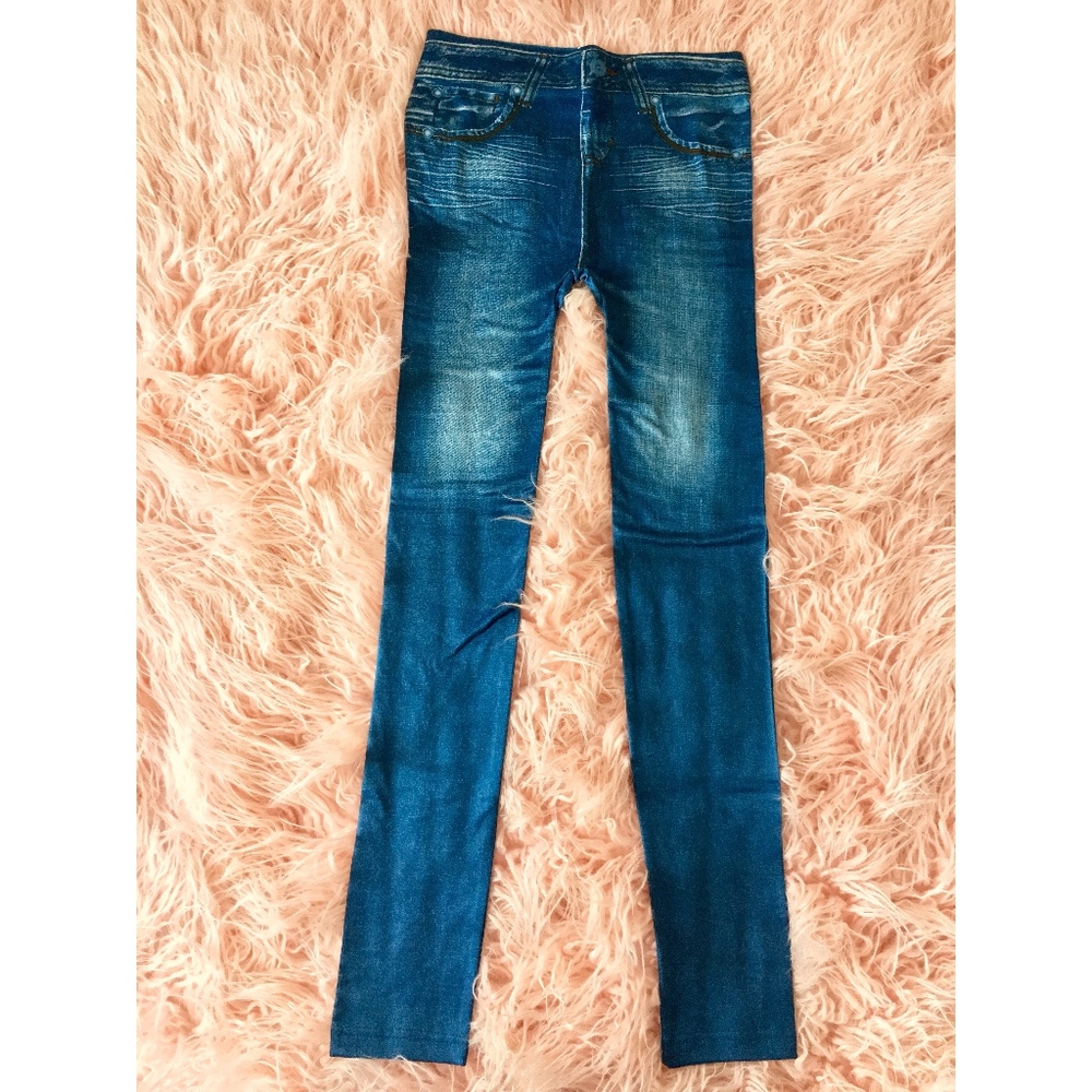 SOLD—- Women's Jeggings in Gray & Denim Wash - Picture 3 of 6